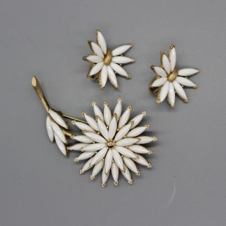 ncj002<br><span> 「TRIFARI」アメリカ　1960年代</span>